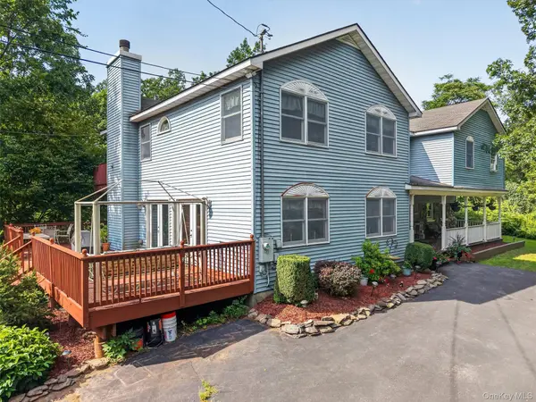 65 Oxford Springs RD, Chester, NY 10918