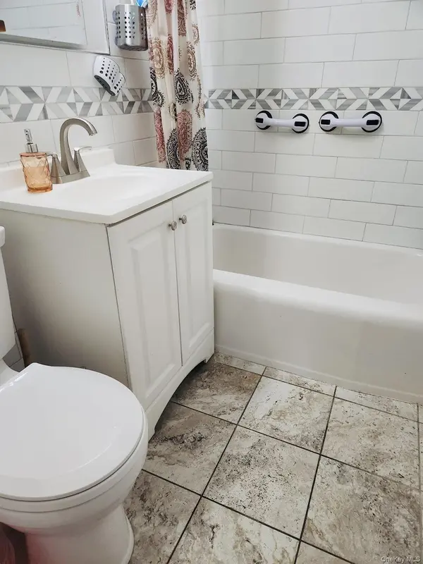 89-15 PARSONS BLVD #9N, Jamaica Hills, NY 11432