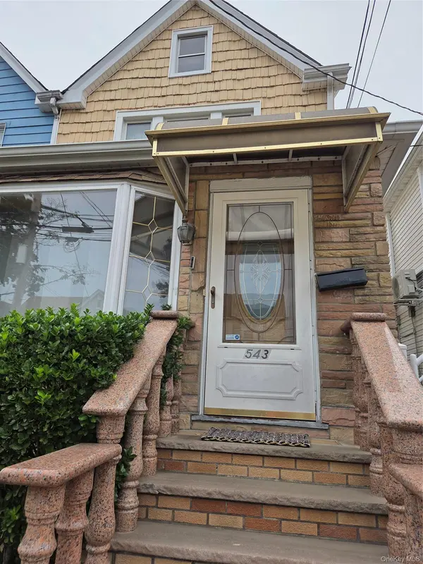 543 E 38th ST, Brooklyn, NY 11203