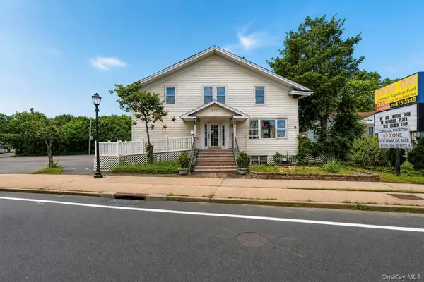 2320 Medford Ave, Medford, NY 11763
