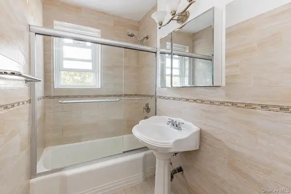 66-92 Selfridge #3J, Forest Hills, NY 11375