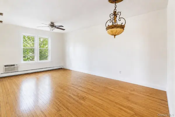 66-92 Selfridge #3J, Forest Hills, NY 11375
