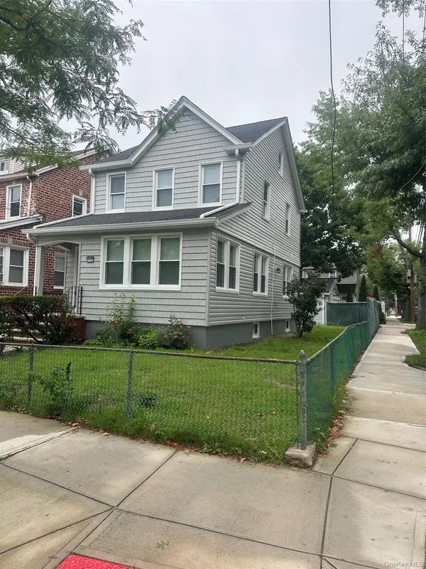 243-61 Mayda RD, Rosedale, NY 11422
