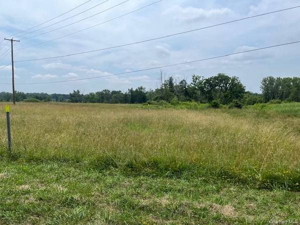 Pulcher AVE, Hudson, NY 11944
