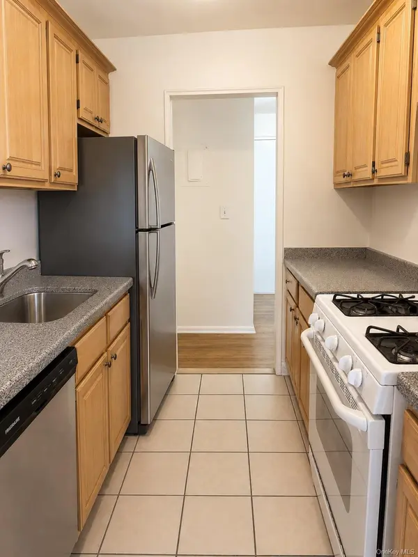 855 Broadway #5C, Long Beach, NY 11561
