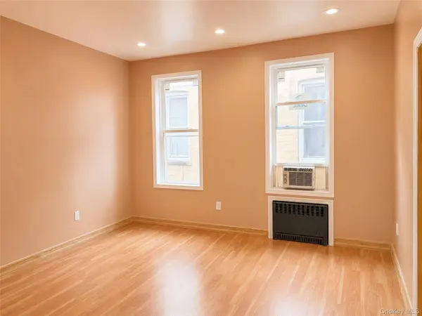 1939 Ellis AVE, Bronx, NY 10472