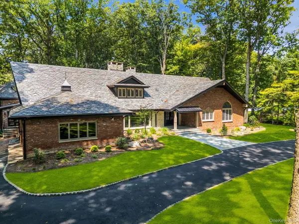 17 Deerhill DR, Call Listing Agent, NJ 07423