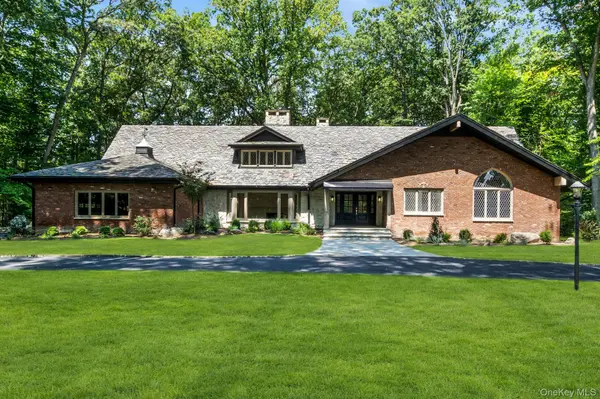 17 Deerhill DR, Call Listing Agent, NJ 07423