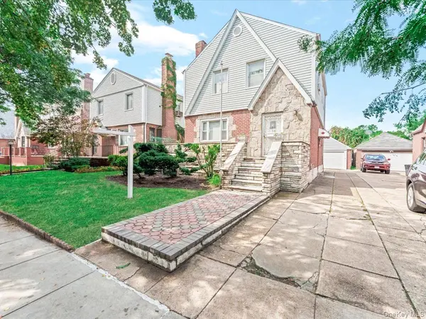 64-18 Fitchett ST, Rego Park, NY 11374