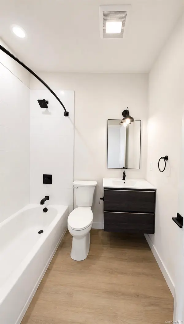 136 South #201, Poughkeepsie, NY 12601