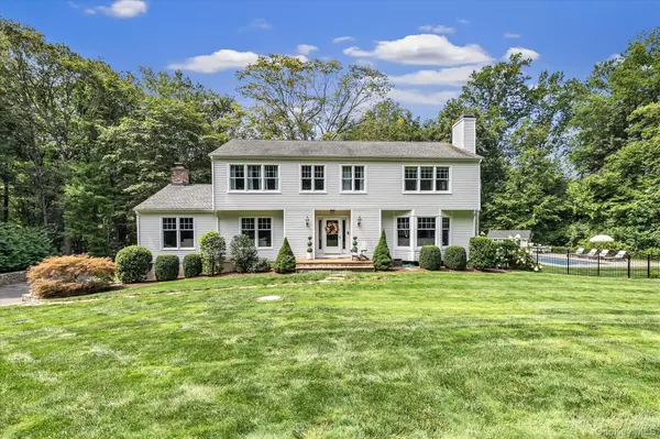 115 Fairway DR, Stamford, CT 6903