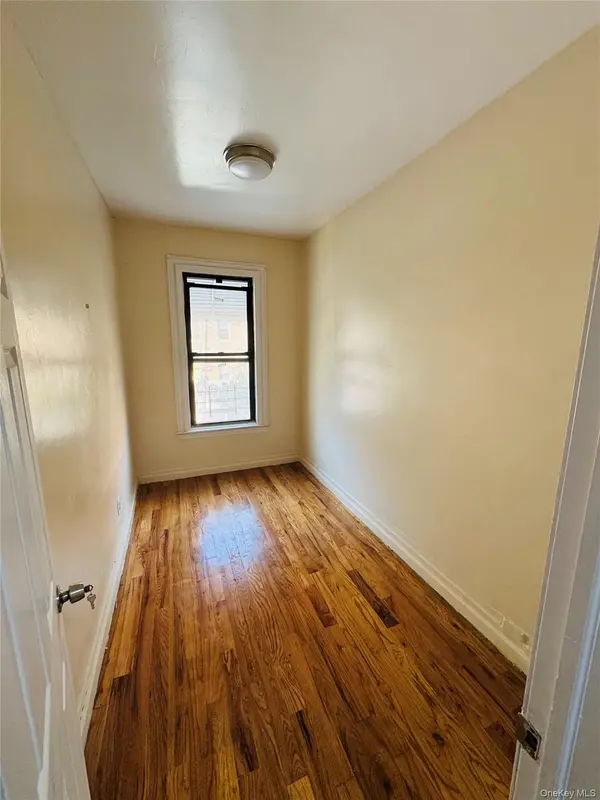 342 E 194th ST, Bronx, NY 10458