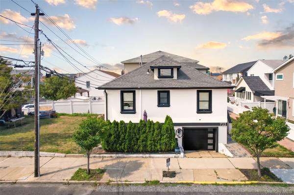 723 W Olive ST, Long Beach, NY 11561