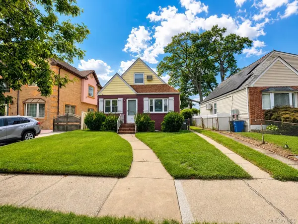 8042 260th ST, Glen Oaks, NY 11004