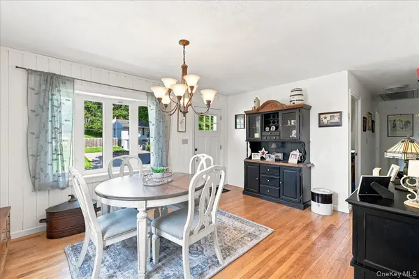 34 Fairfax RD, Fishkill, NY 12524