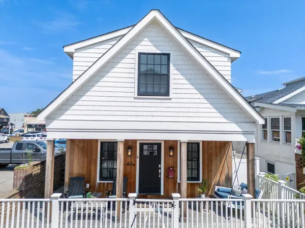 48 Vermont ST, Long Beach, NY 11561