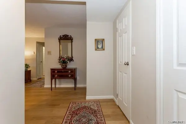 22 N Forest AVE #1N, Rockville Centre, NY 11570