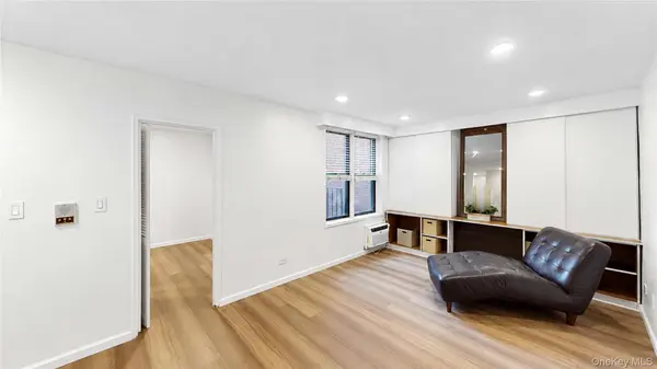 50-21 39th PL #1A, Sunnyside, NY 11104