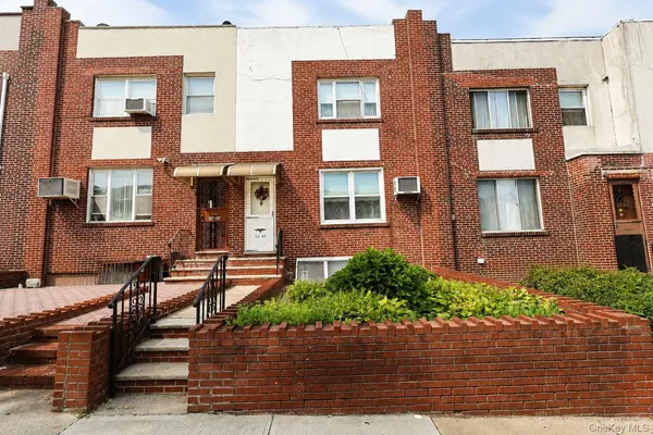 5260 79th ST, Elmhurst, NY 11373