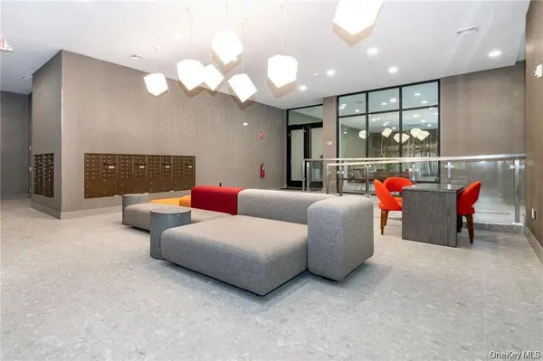 15 Parkview AVE #406, Bronxville, NY 10708