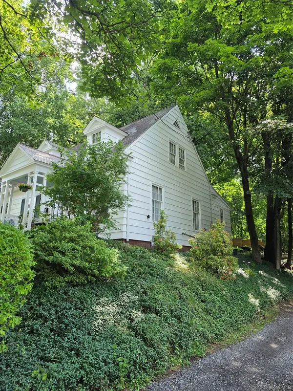 20 Bush AVE, Newburgh, NY 12550
