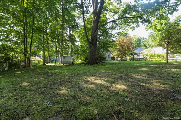 12-16 Lounsbury PL, Kingston, NY 12401