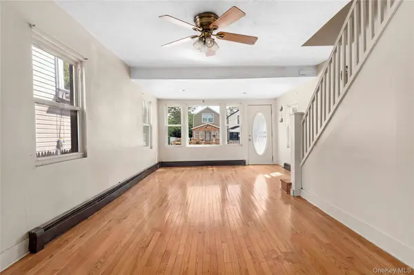 117-22 142nd PL, Jamaica, NY 11436