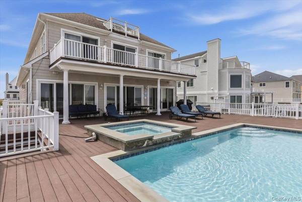 672 Dune RD, Westhampton Beach, NY 11978