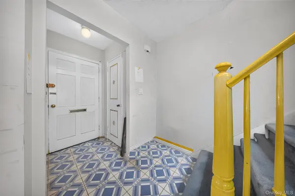 153-34 Booth Memorial AVE, Flushing, NY 11355