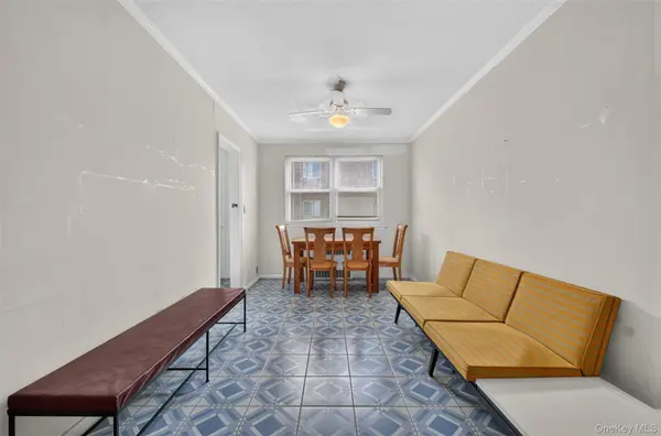 153-34 Booth Memorial AVE, Flushing, NY 11355