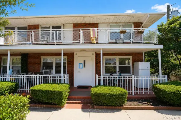 330 E Broadway #107, Long Beach, NY 11561