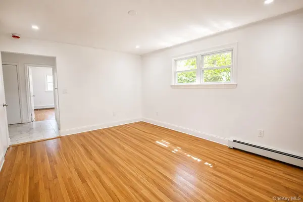 330 E Broadway #107, Long Beach, NY 11561