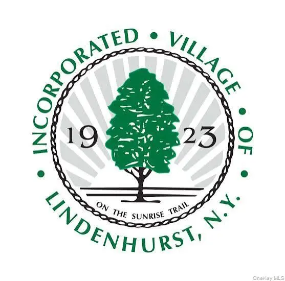 178 S 15th ST, Lindenhurst, NY 11757