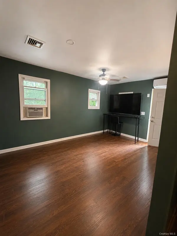 13 Birch ST, Middletown, NY 10940