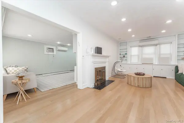 1068 Highland PL, Woodmere, NY 11598