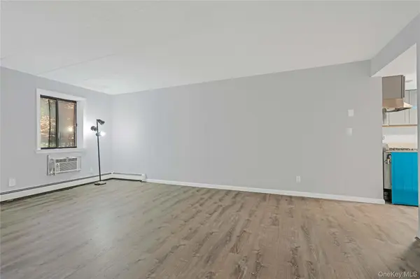 180-16 Wexford TER #1C, Jamaica Estates, NY 11432