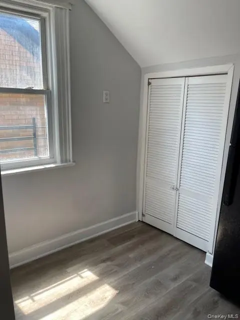 51-12 94th ST #3rd FL, Elmhurst, NY 11373