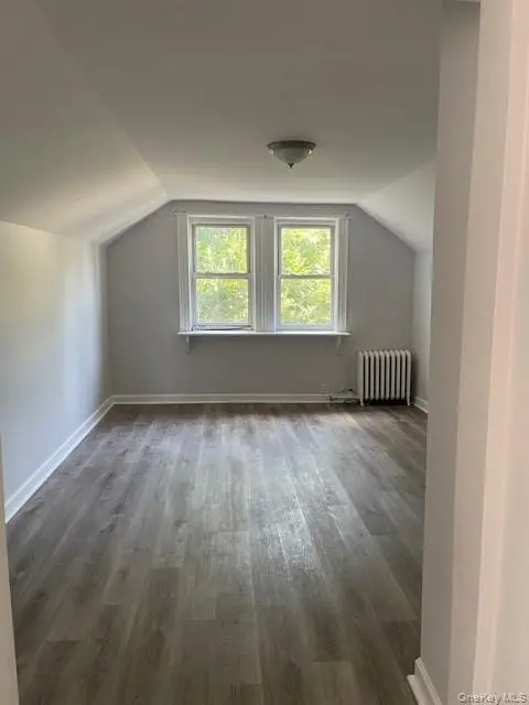 51-12 94th ST #3rd FL, Elmhurst, NY 11373