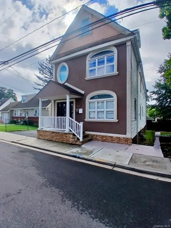 421 Roquette AVE, South Floral Park, NY 11001