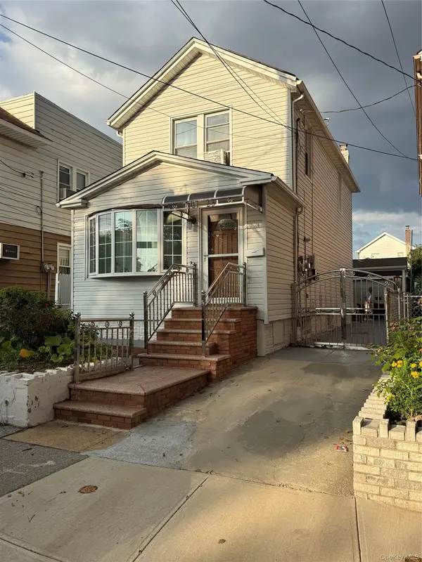 10723 86th ST, Ozone Park, NY 11417