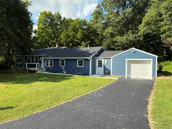127 Spring Lake RD, Red Hook, NY 12571