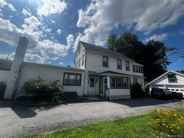 29 Lake ST, Poughkeepsie, NY 12601