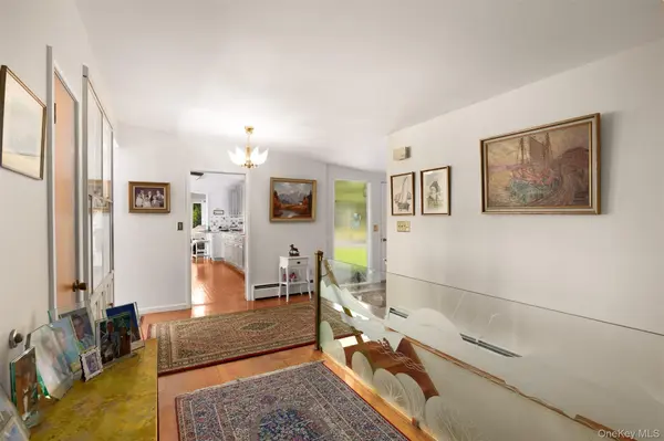 235 Tilden ST, Esopus, NY 12429