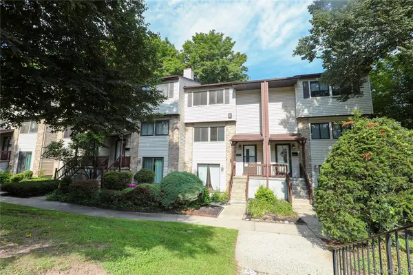 259 Village CT, Kingston, NY 12401