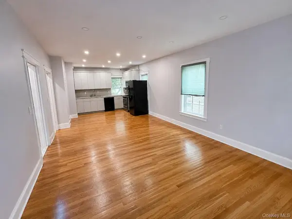 8755 114th ST #2nd fl, Richmond Hill, NY 11418