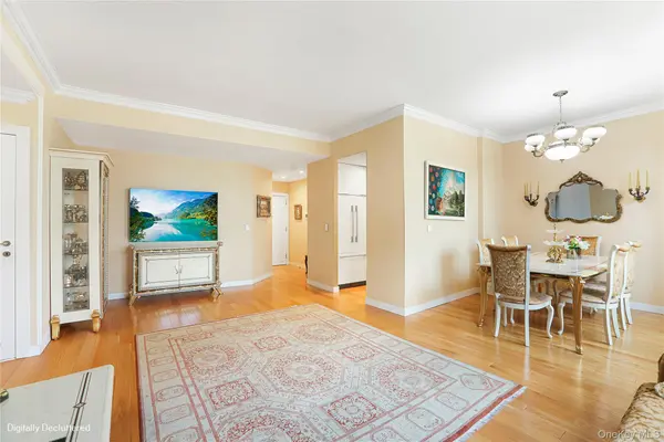 65 Oceana DR #9A, Brooklyn, NY 11235