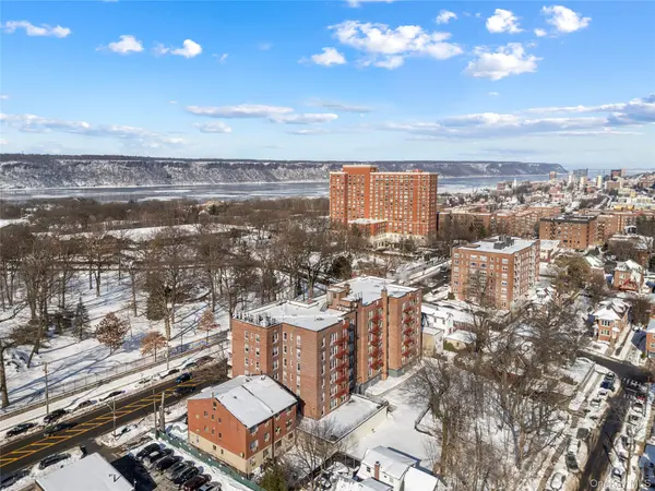 6200 Riverdale AVE #7J, Bronx, NY 10471