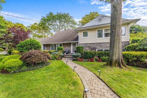 616 Woodmere BLVD, Woodmere, NY 11598