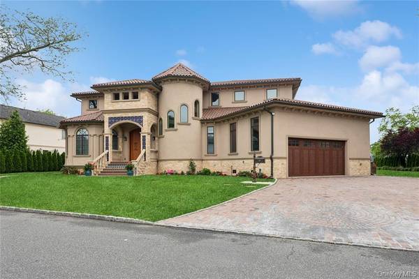 1190 Harbor RD, Hewlett Harbor, NY 11557