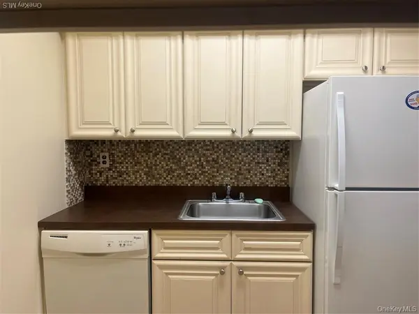 725 Miller AVE ##123, Freeport, NY 11520